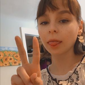 Meet your Posher, Tori